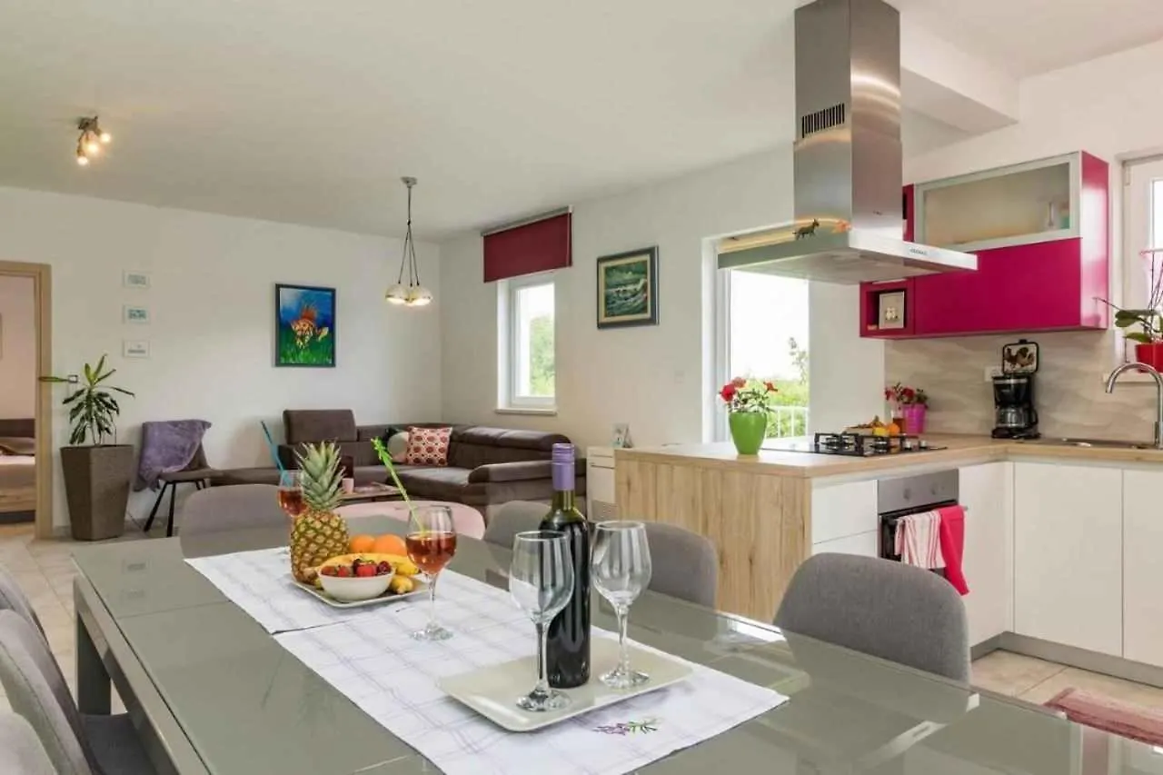 Holiday Home In Jakovici - Istrien 53392 Basici