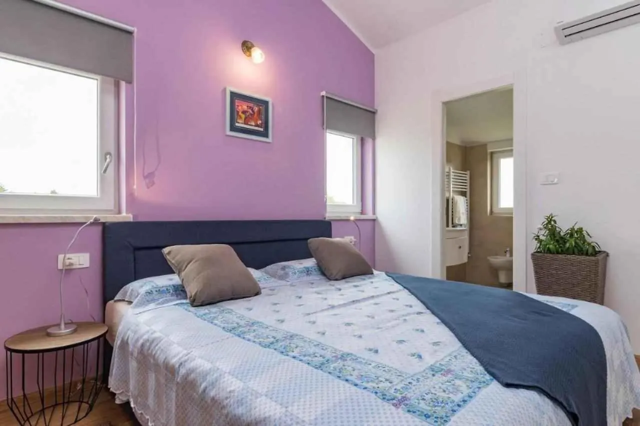 Holiday Home In Jakovici - Istrien 53392 Basici